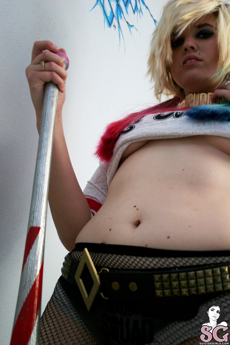 hardcoreharley-queenofgotham-25.jpg
