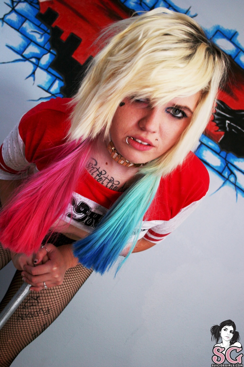 hardcoreharley-queenofgotham-27.jpg