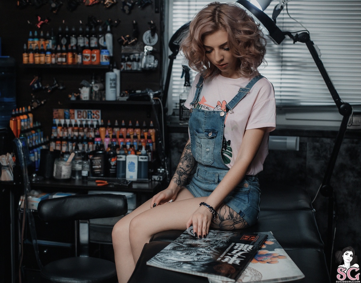 elisarose-newtattoo-01.jpg