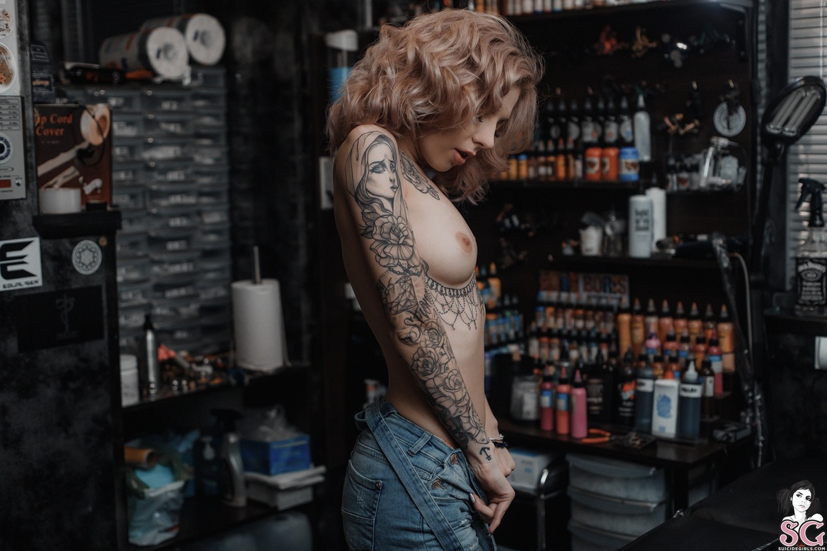 elisarose-newtattoo-25.jpg