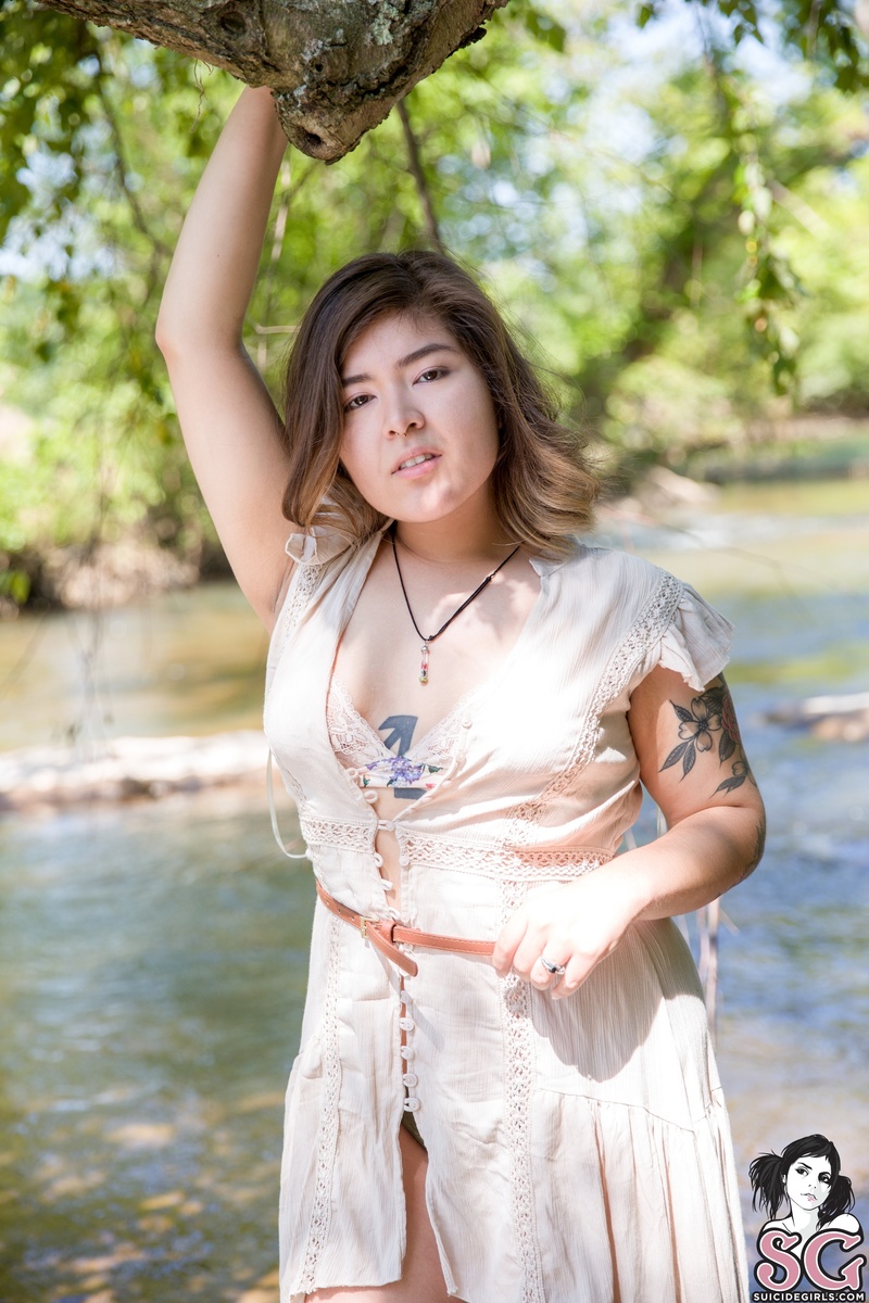 adadglgmut-themiddaysiren-11.jpg