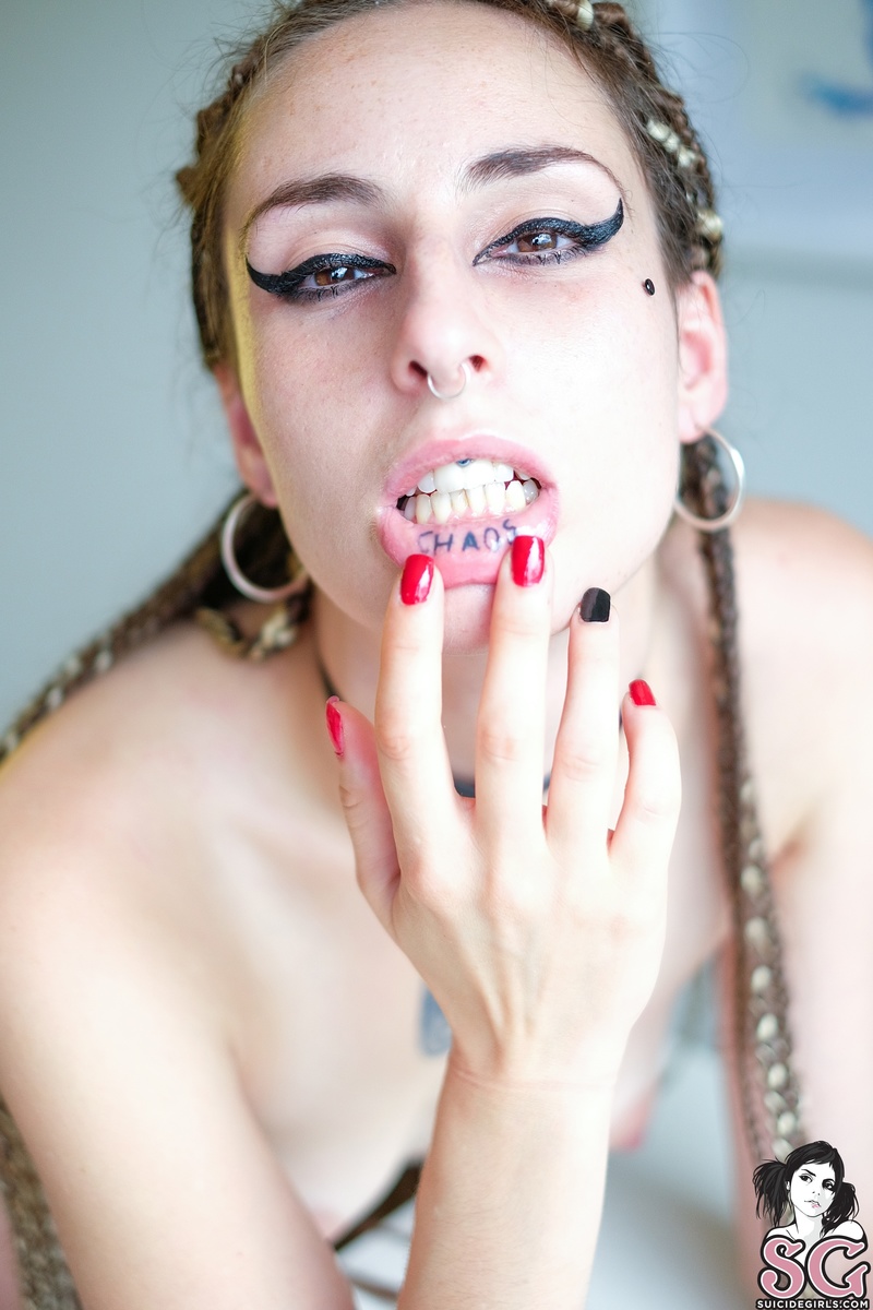 dirtyroxanne-untitled-25.jpg