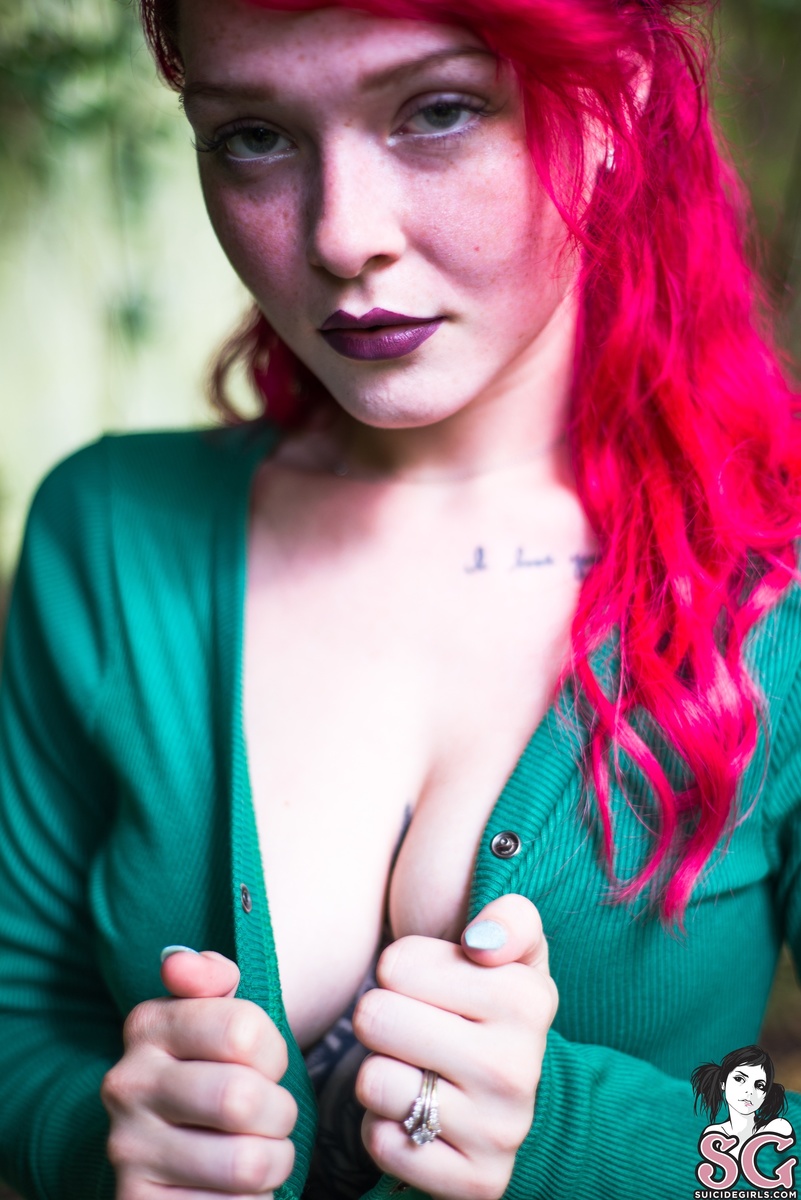 vintagemermaid-poisonivy-07.jpg