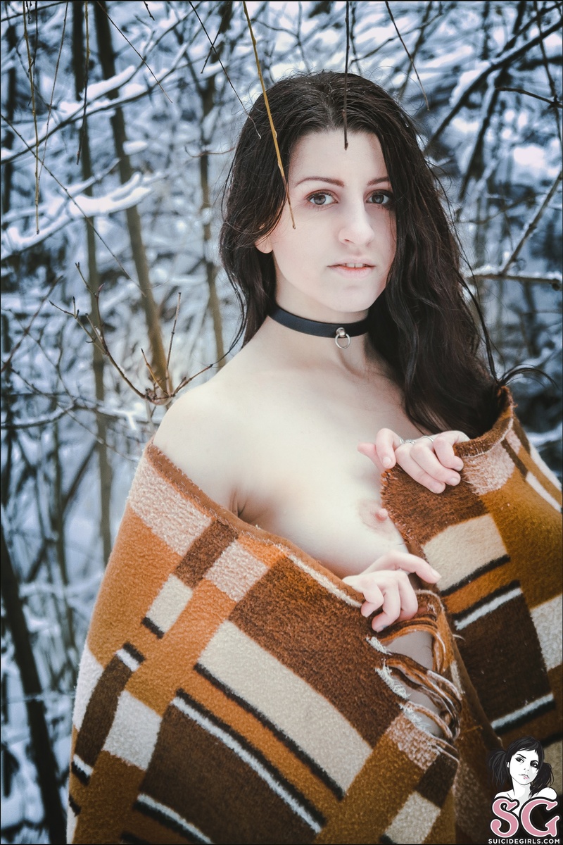 aonbheannach-andwintercame-05.jpg
