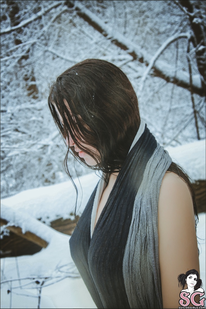 aonbheannach-andwintercame-23.jpg