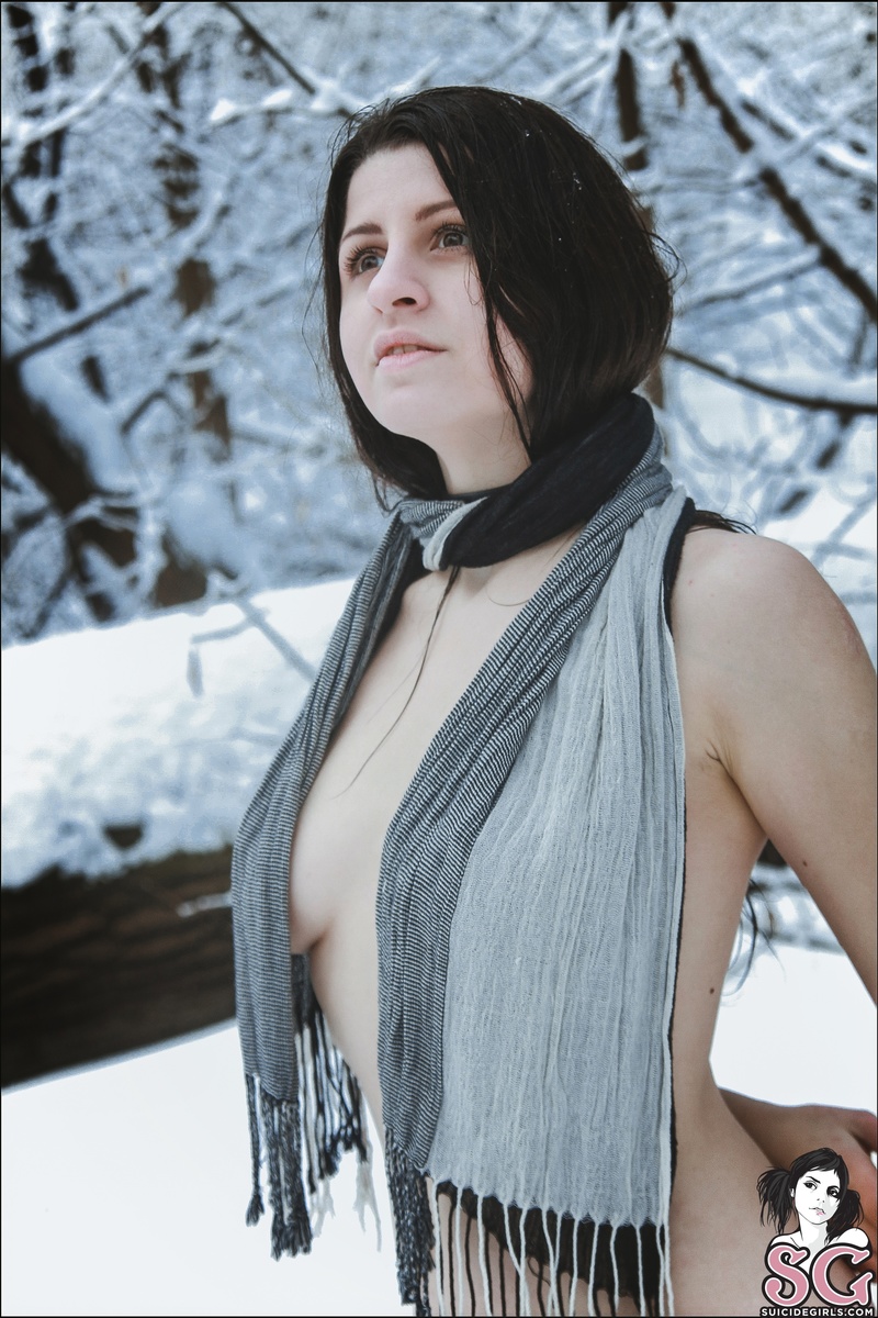 aonbheannach-andwintercame-29.jpg