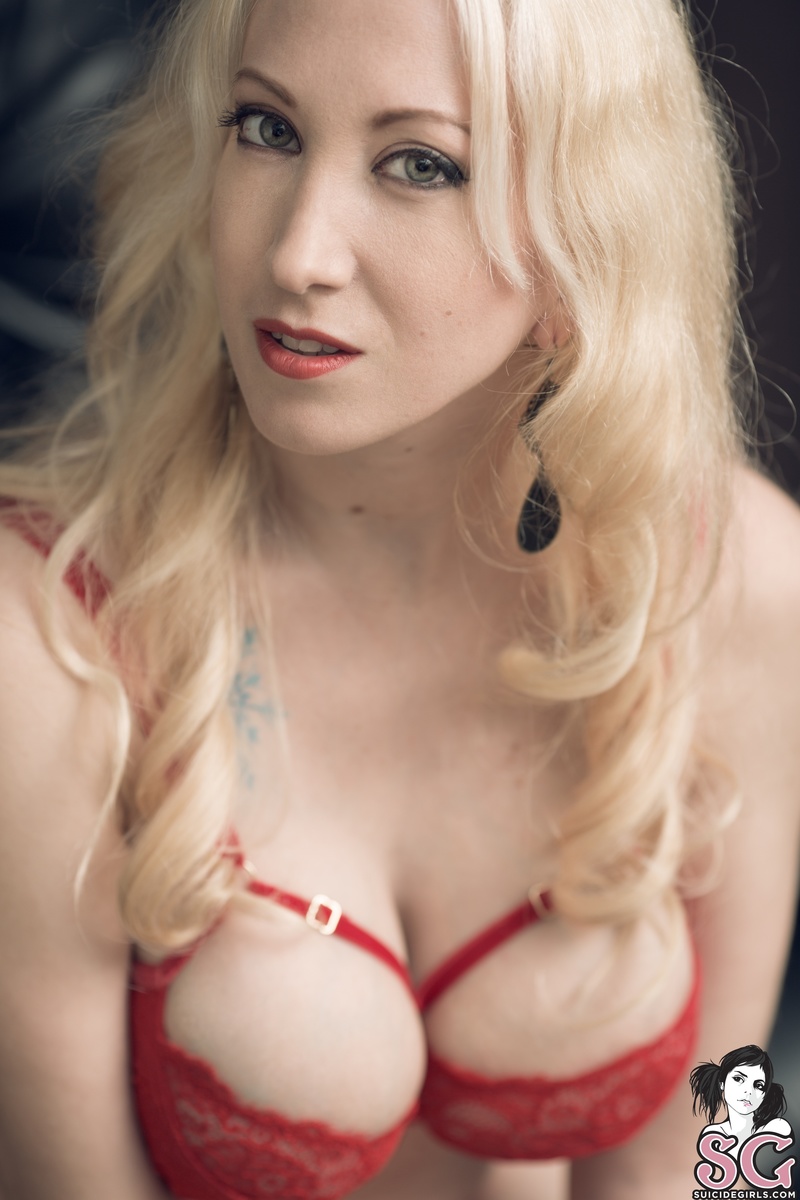 elaena-waitingforyou-13.jpg