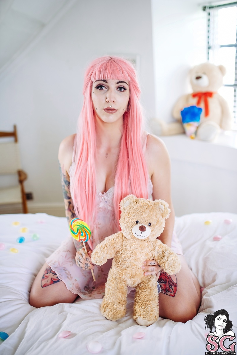 snitches-sweetdreams-03.jpg