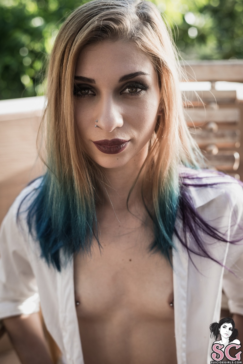 angelish-wholelottalove-07.jpg
