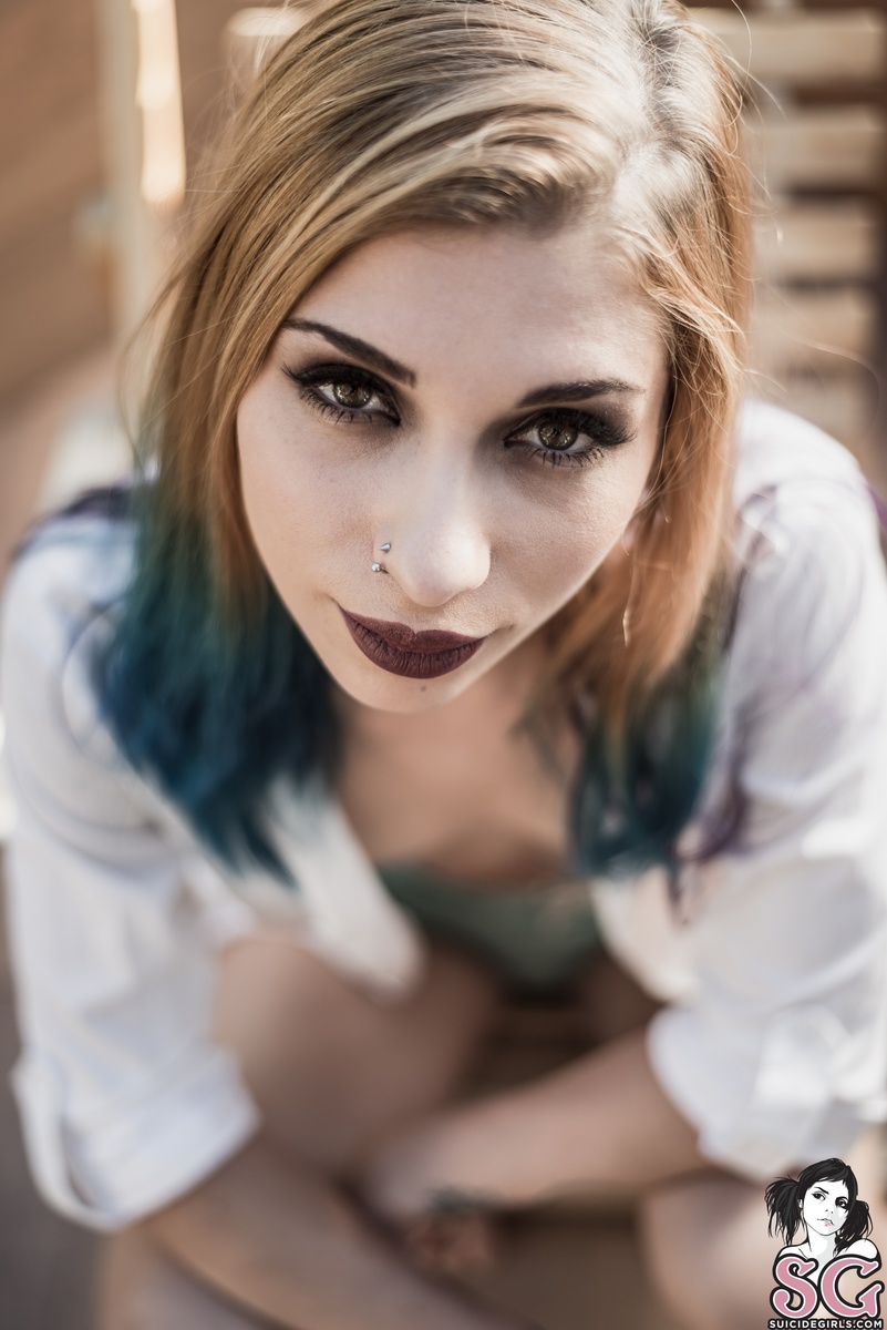 angelish-wholelottalove-09.jpg