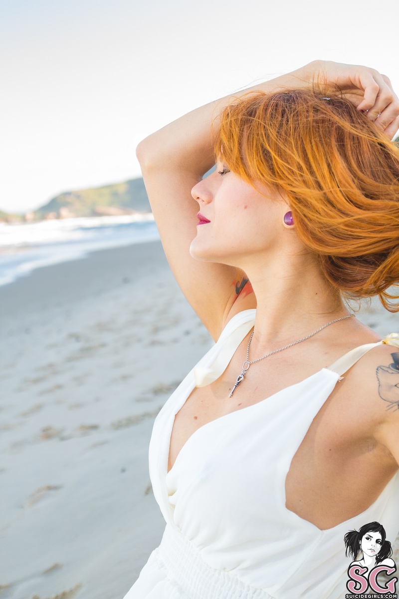felicity-galhetasbeach-03.jpg