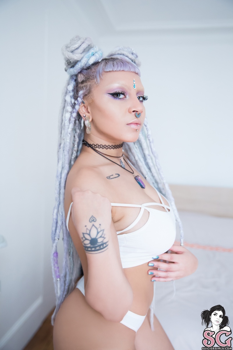 tribe-alienchild-13.jpg