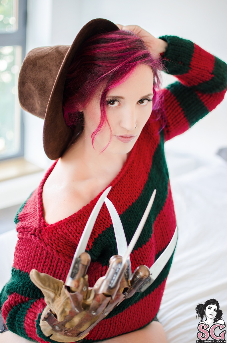 trisha-roomonelmstreet-03.jpg