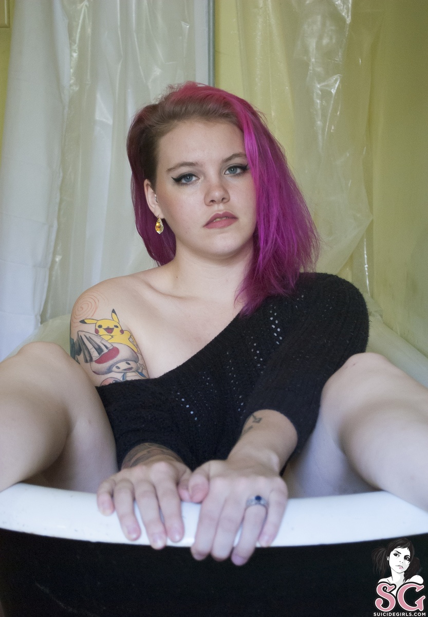 devitra-killerqueen-03.jpg