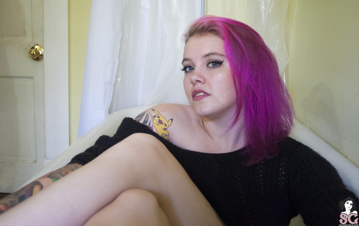 devitra-killerqueen-05.jpg
