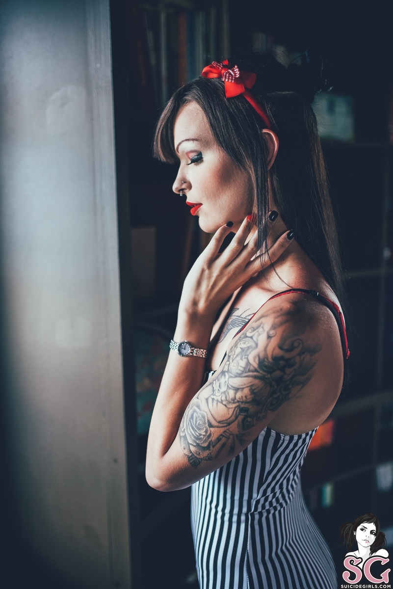 meganmckenzie93-sweetstudydreams-09.jpg