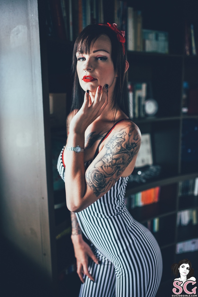 meganmckenzie93-sweetstudydreams-13.jpg