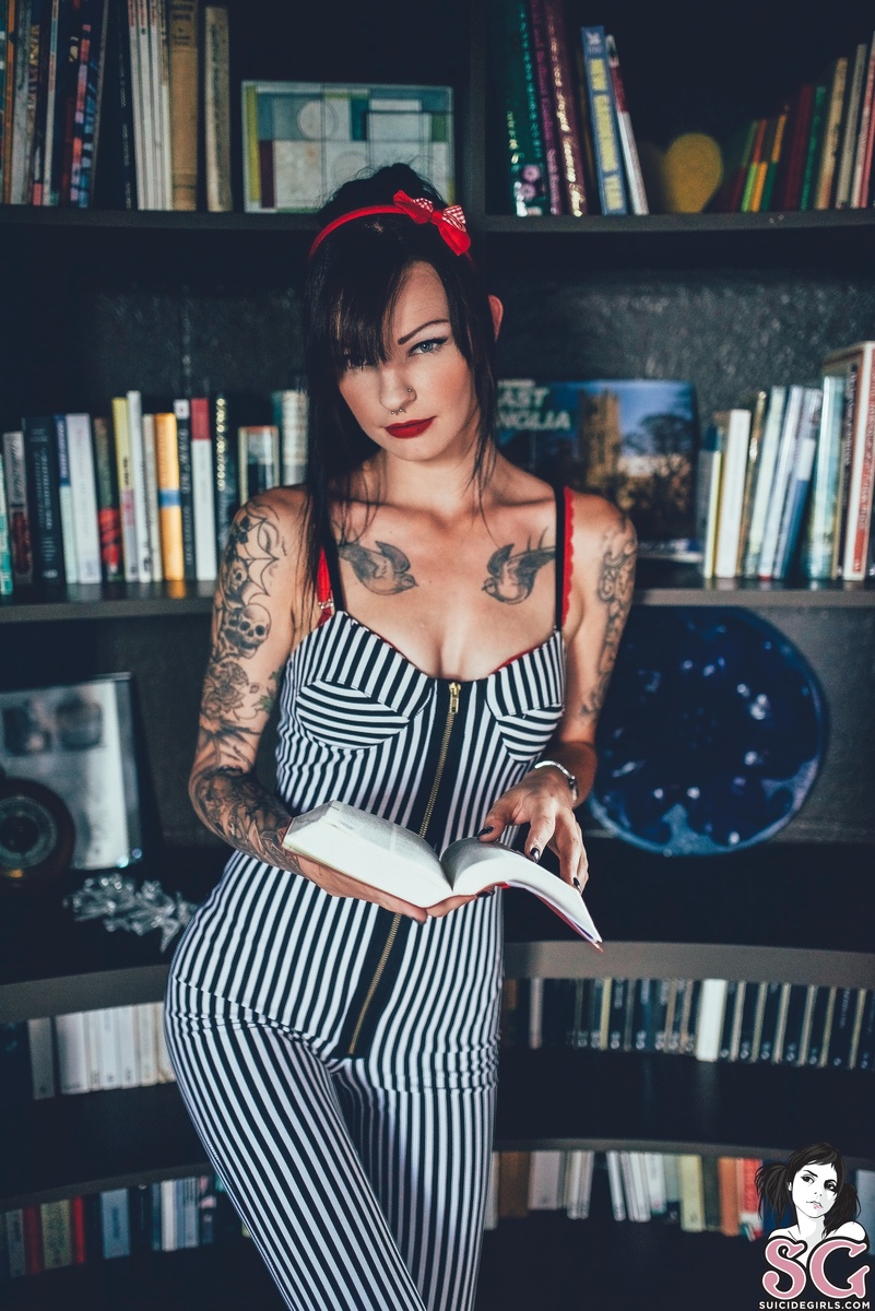 meganmckenzie93-sweetstudydreams-15.jpg
