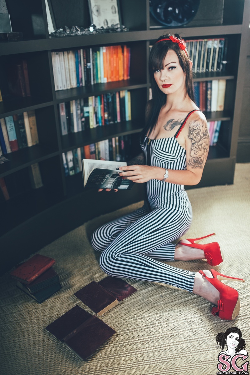 meganmckenzie93-sweetstudydreams-23.jpg