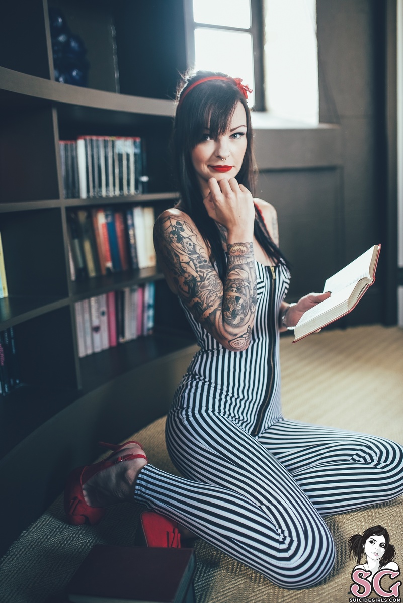 meganmckenzie93-sweetstudydreams-31.jpg