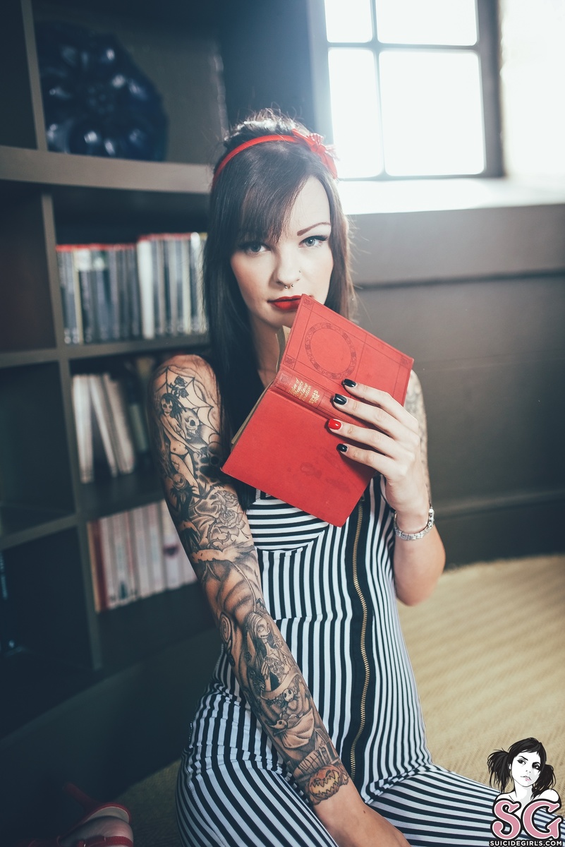 meganmckenzie93-sweetstudydreams-33.jpg