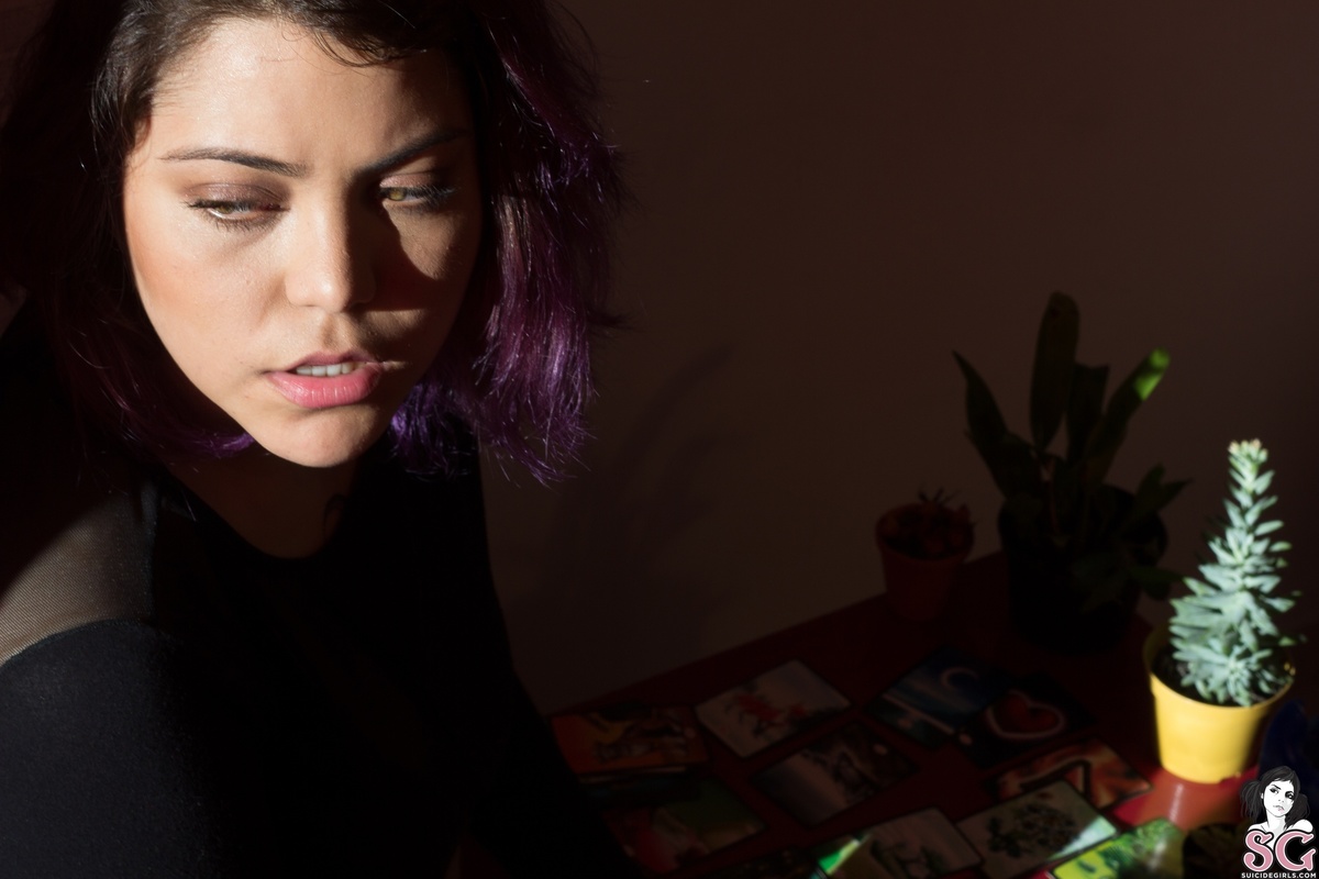 mand-seductivewitch-01.jpg