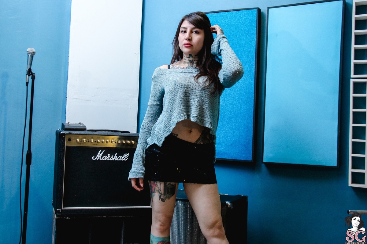 loie-loudlove-01.jpg