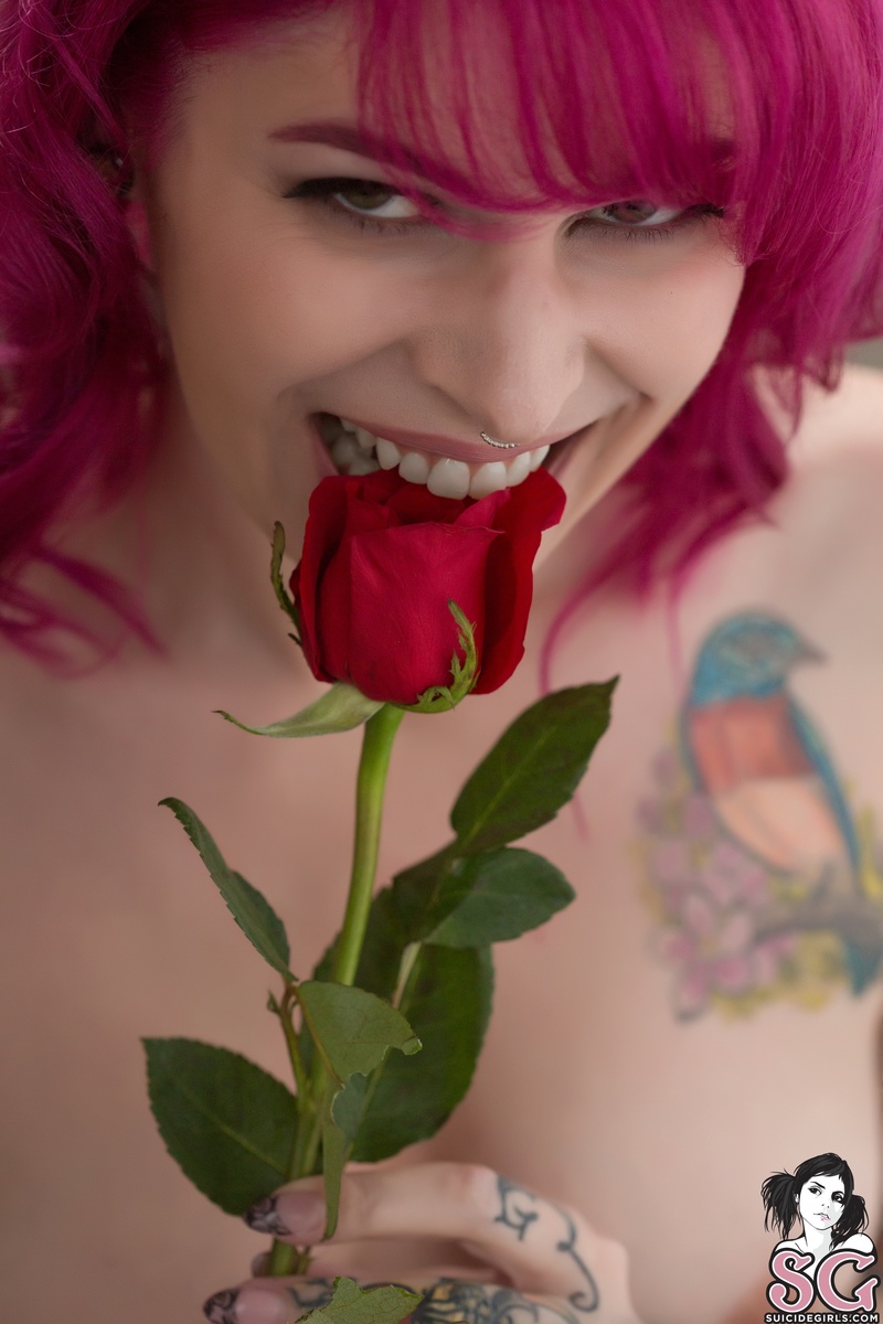 cessie-rosered-27.jpg