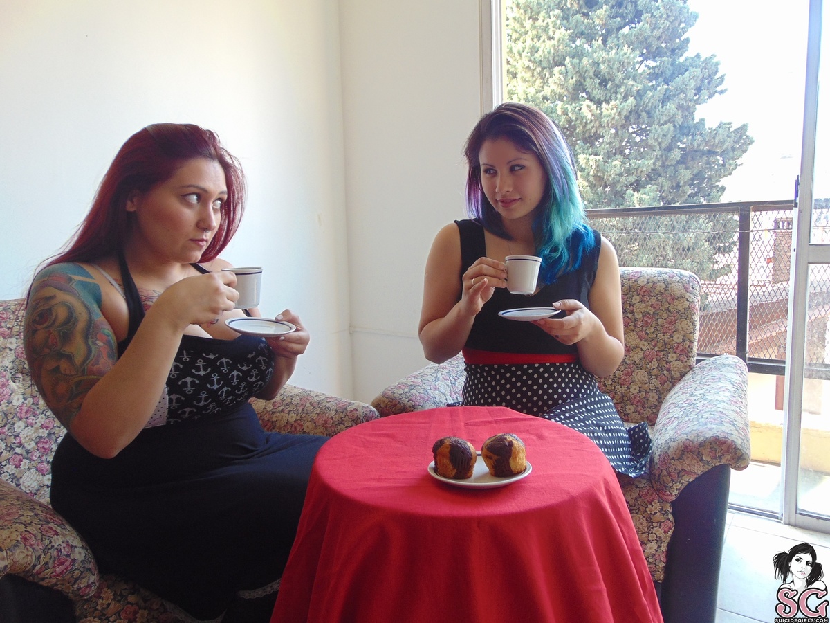 maleh-nastyteatime-01.jpg