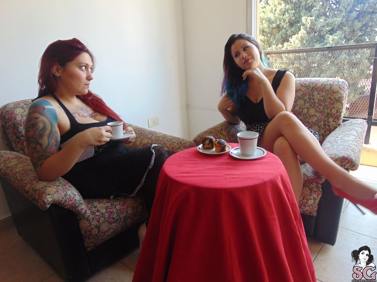 maleh-nastyteatime-09.jpg