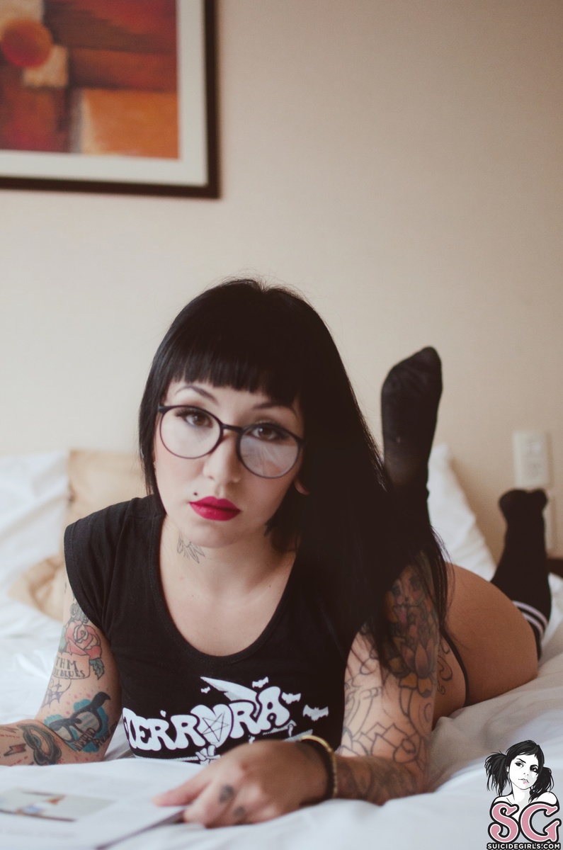 monah-burningdesire-03.jpg