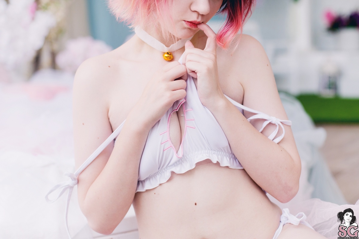 redhatred-shypussycat-21.jpg