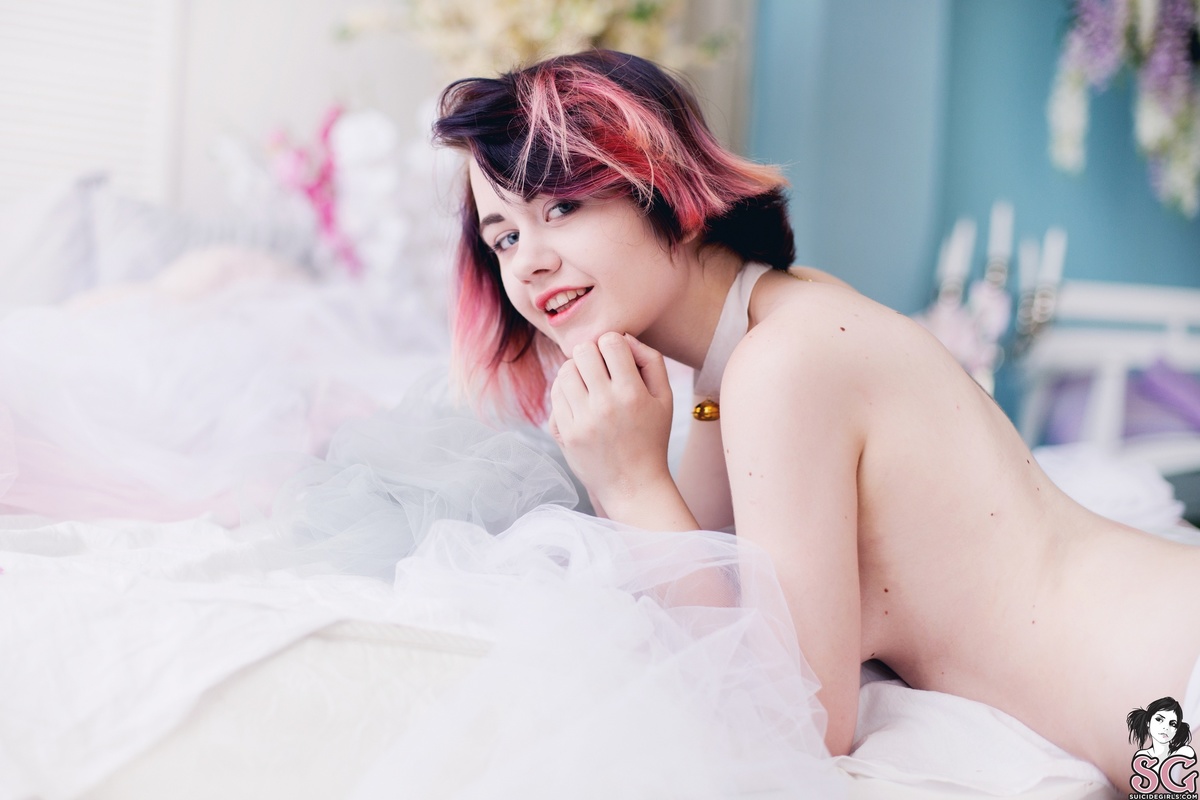 redhatred-shypussycat-31.jpg