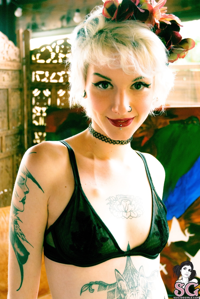 eileena-purpletulips-25.jpg