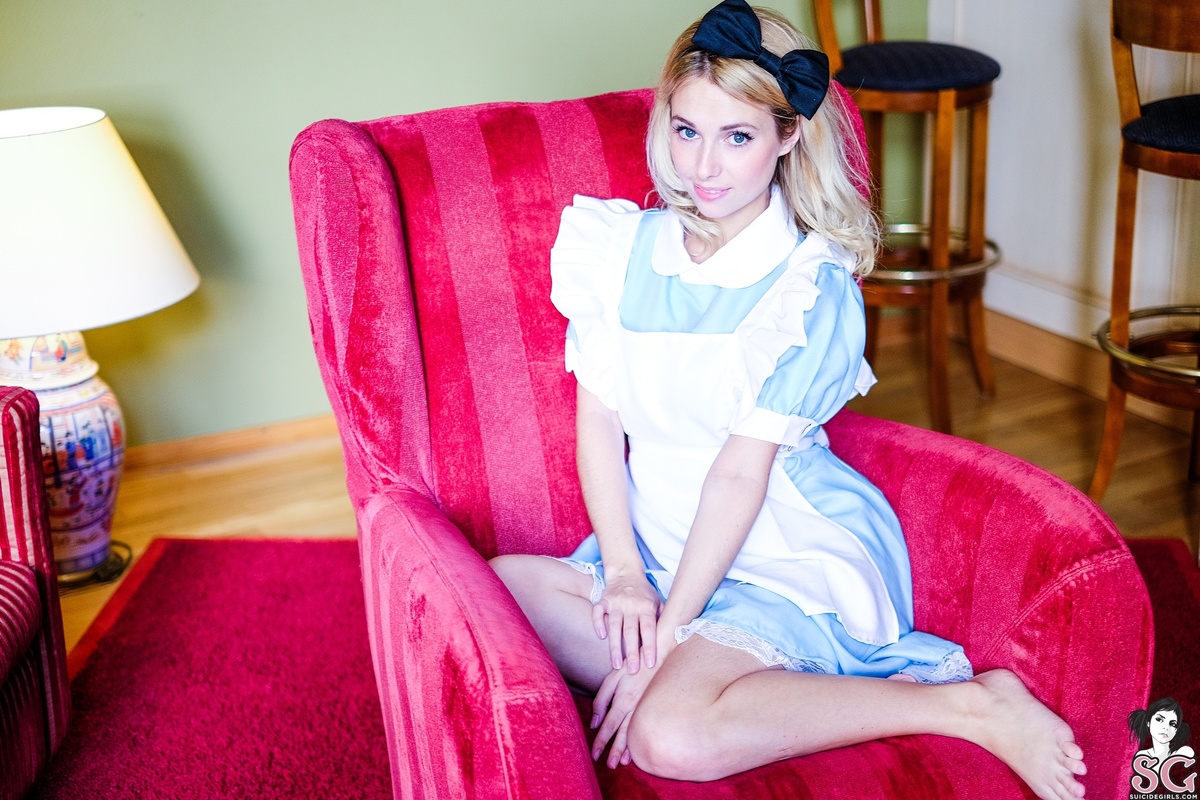 sandybee-wonderland-01.jpg