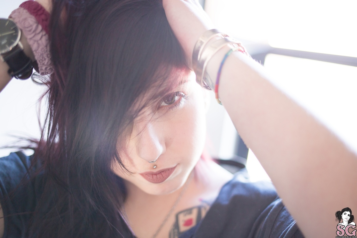hellenusagi-purpleshades-03.jpg