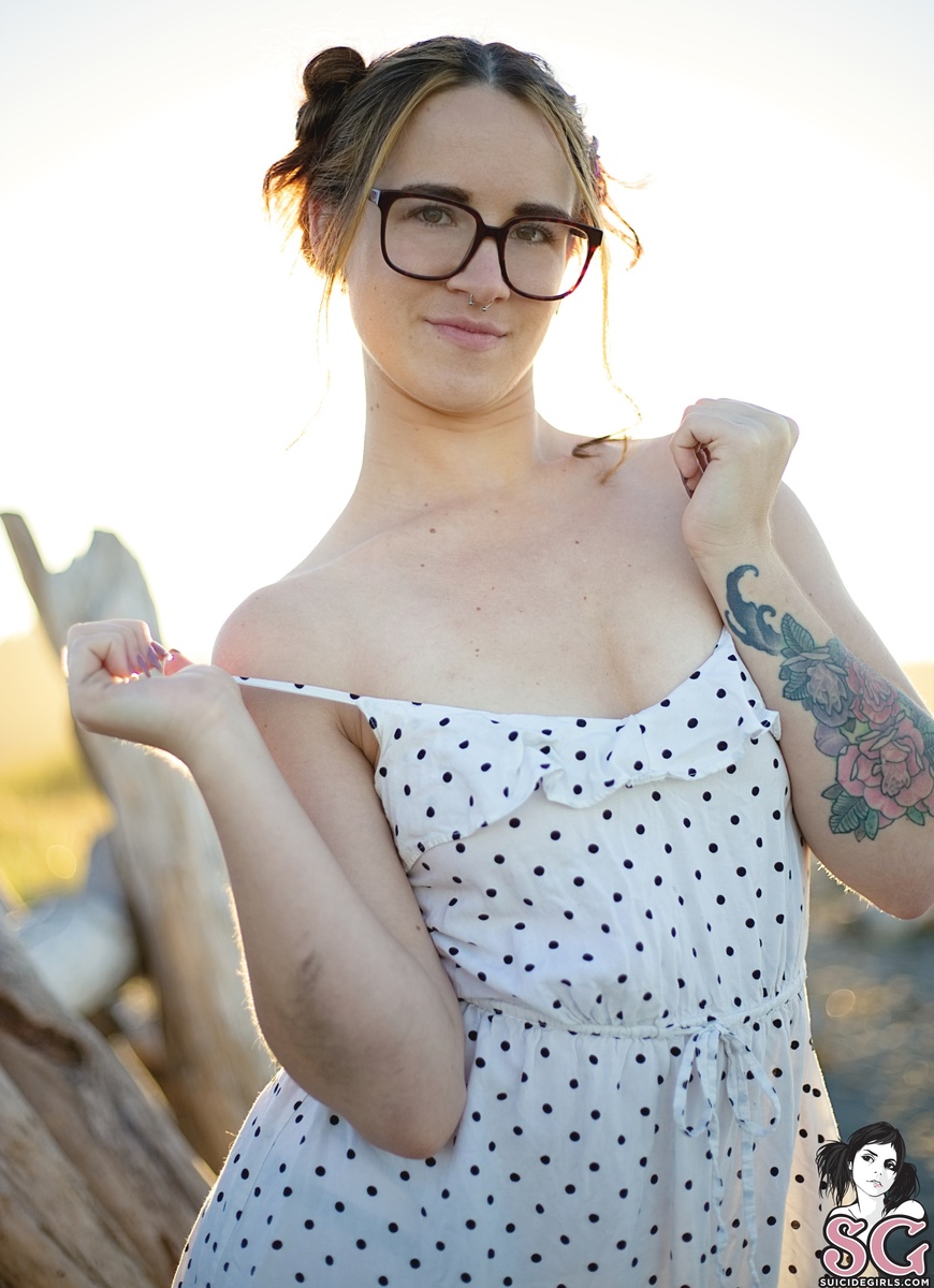silvery-shipwrecked-07.jpg