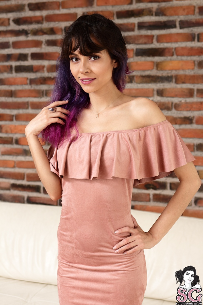 lilithdagon-iwantyoutoleavetendermarksonmycinnamonskin-09.jpg