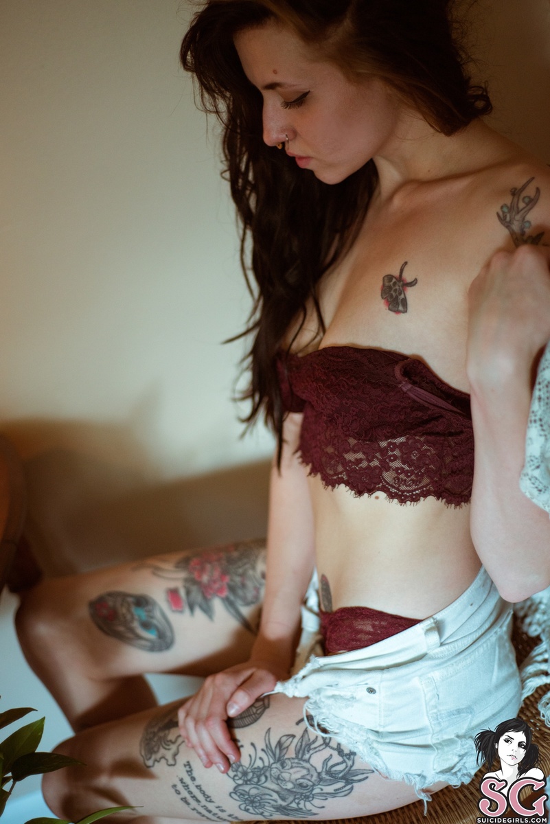 sallie-tempted-09.jpg