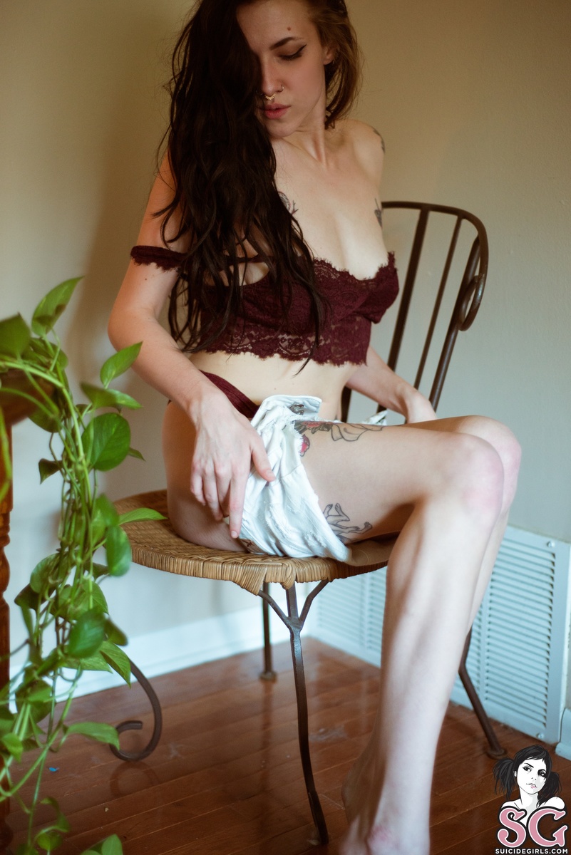 sallie-tempted-13.jpg