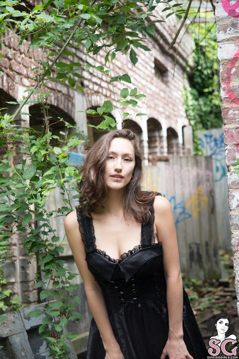 larabeard-gothicfantasy-03.jpg