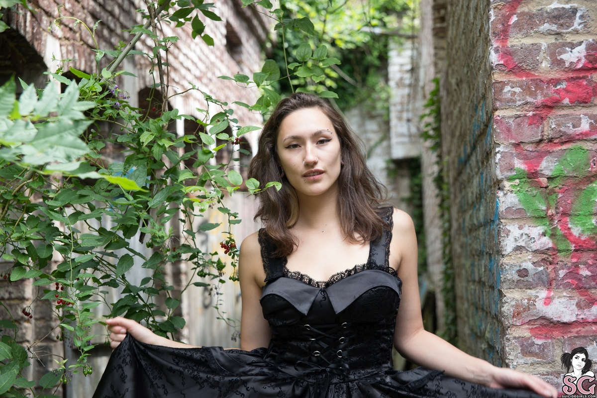 larabeard-gothicfantasy-05.jpg