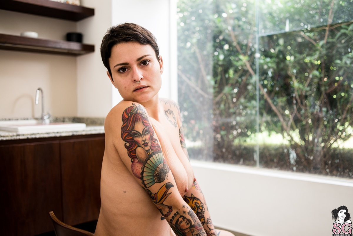 camy-girlinterrupted-19.jpg