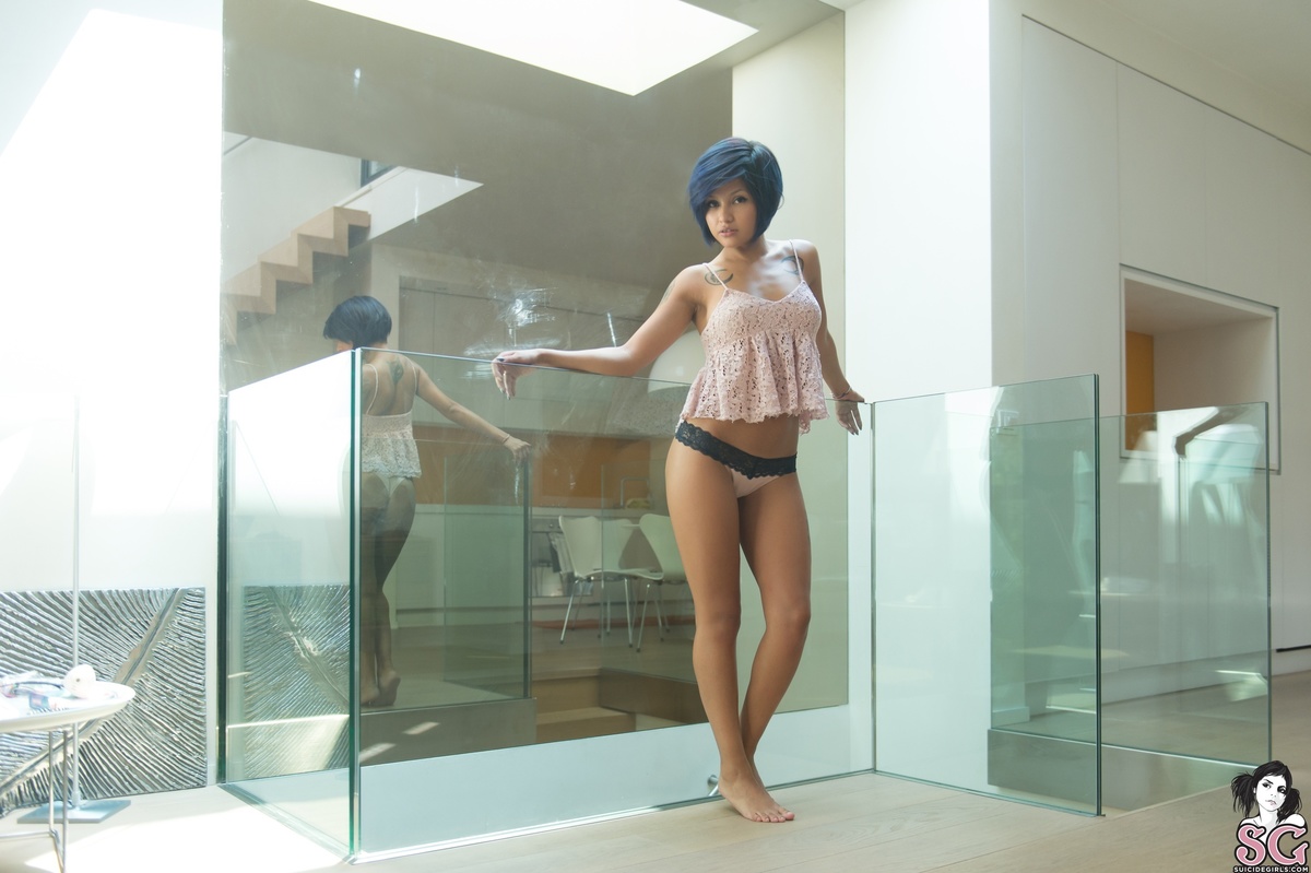 jelly-glasscage-01.jpg