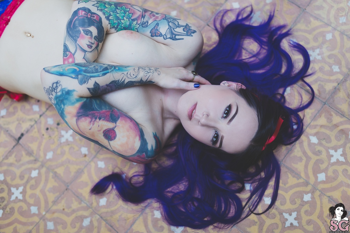 marceline-deathlybite-17.jpg