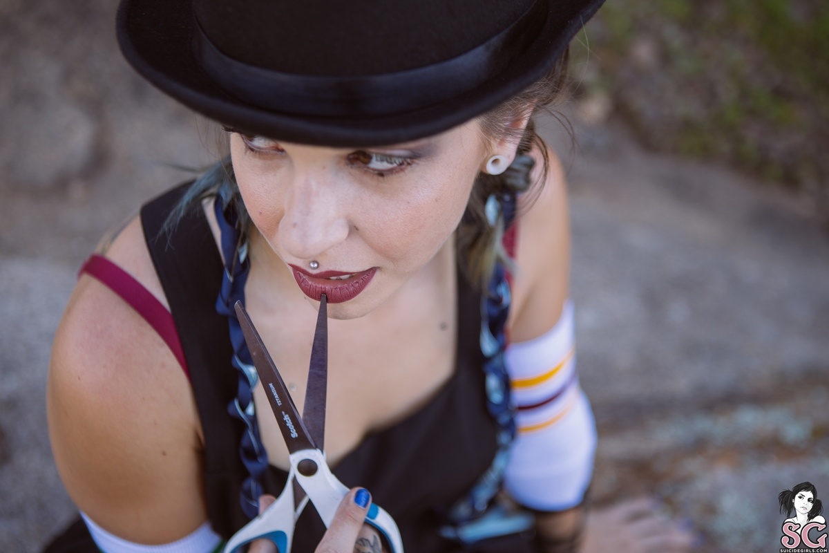 sissylaala-tankgirl-07.jpg