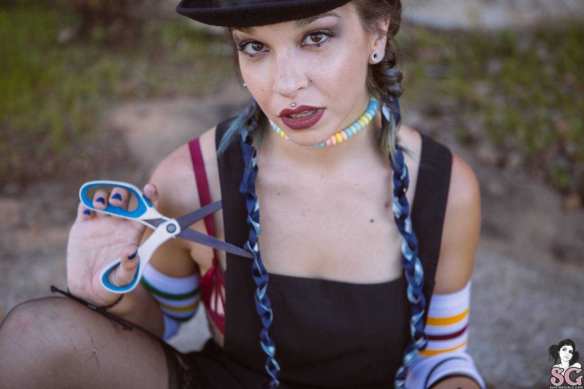 sissylaala-tankgirl-09.jpg