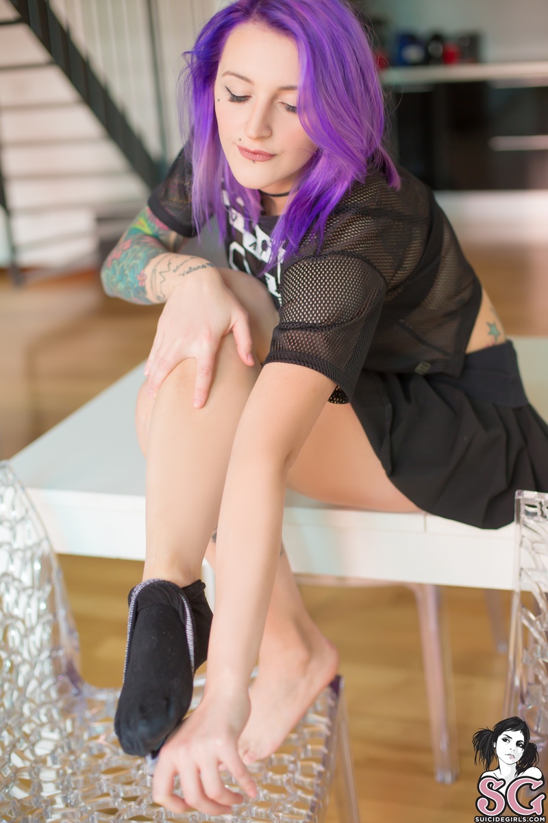 rainbowgirl-thesweetdarkness-07.jpg
