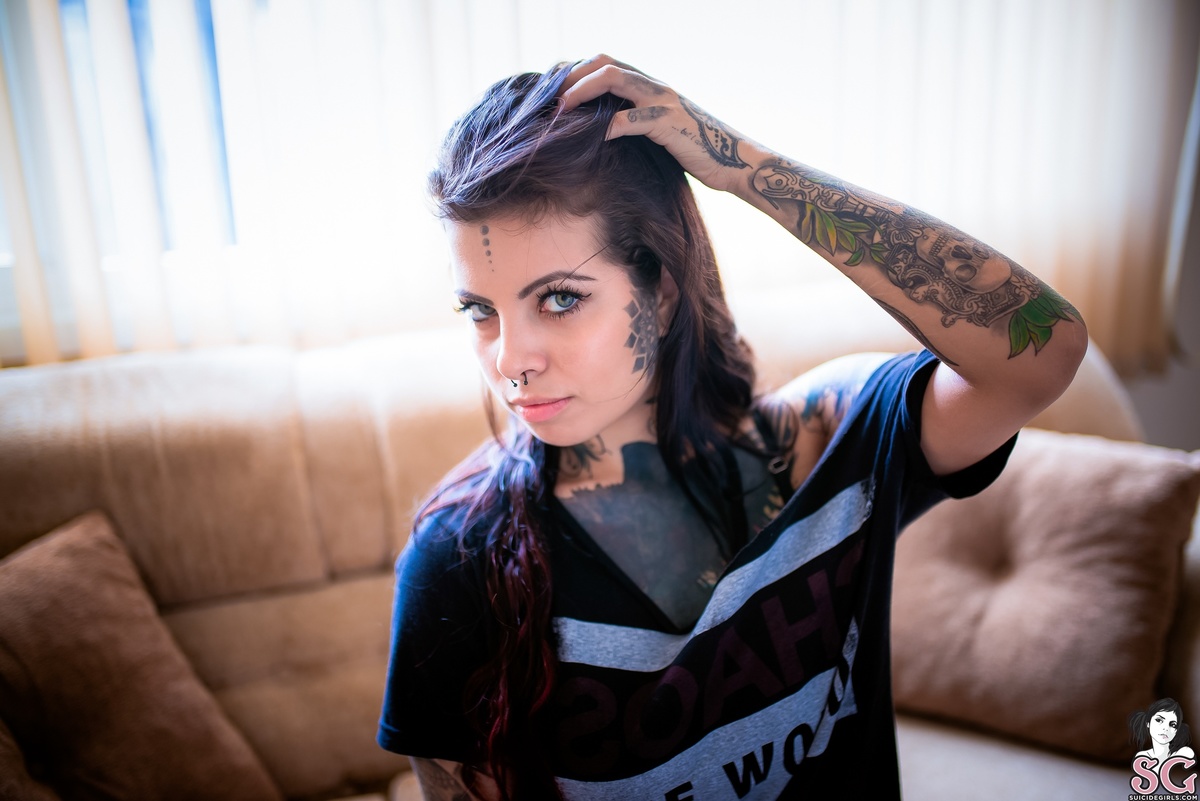marjo-borntoburning-01.jpg