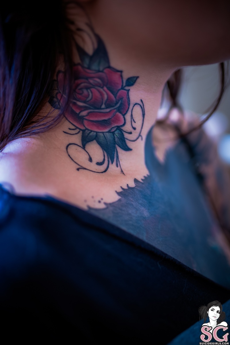 marjo-borntoburning-03.jpg